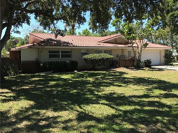 2nd image of 131 Carlyle Dr