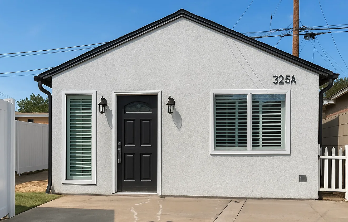 1 bed, 360 sqft, $2,500 — Photo 1