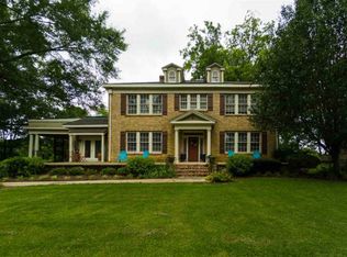 100 Carter St, Flora, MS 39071