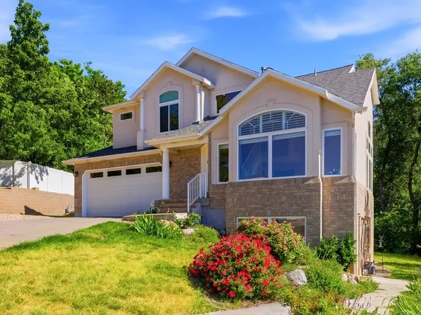 660 Cayias Dr, North Salt Lake, UT 84054