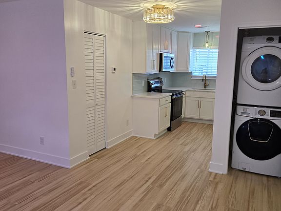 2nd image of 2515 Arkansas Ave #B