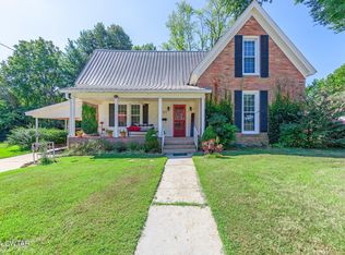 301 Forest St, Greenfield, TN 38230