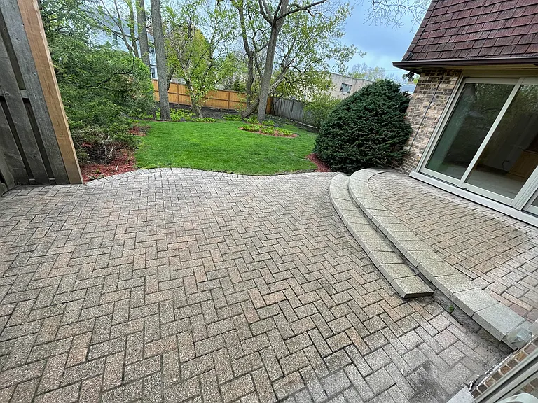 1119 Deerfield Rd — Photo 28