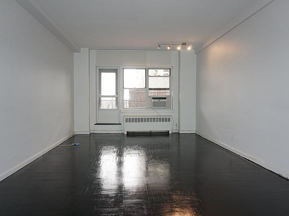 4th image of 1450 Palisade Ave APT Gth