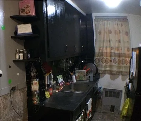 Sold by R New York | media 3