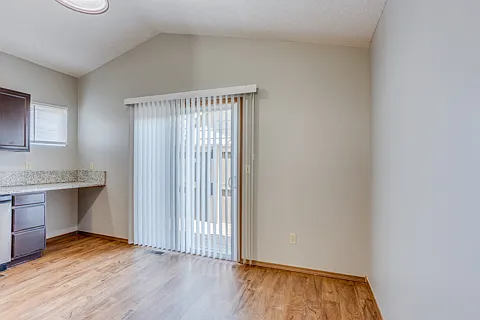 1008 E Karla Ct — Photo 8