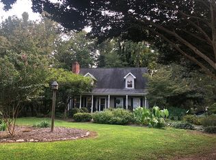429 Palace Dr, Winston Salem, NC 27107