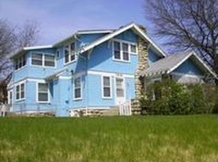 7636 Lydia Ave, Kansas City, MO 64131