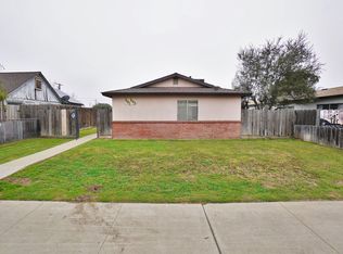 501 E Florinda St, Hanford, CA 93230