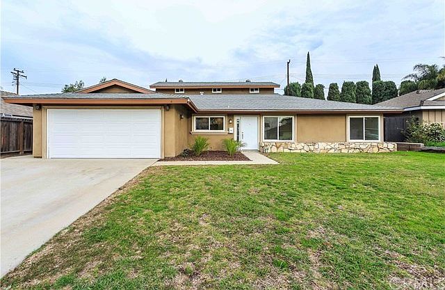 1st image of 136 N Lohrum Ln