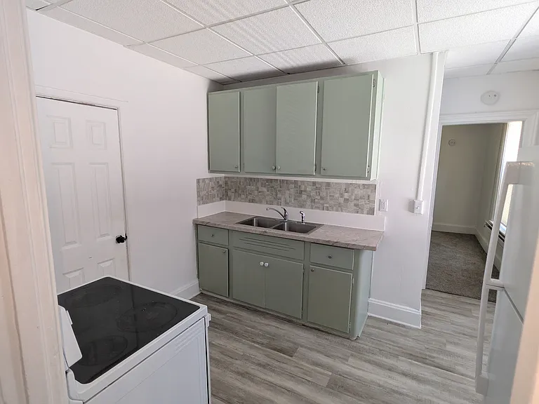 1219 Huron Ave #3 — Photo 4