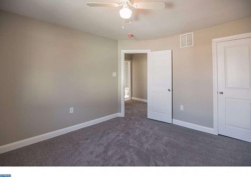 5th image of 28 Ashmead Pl N