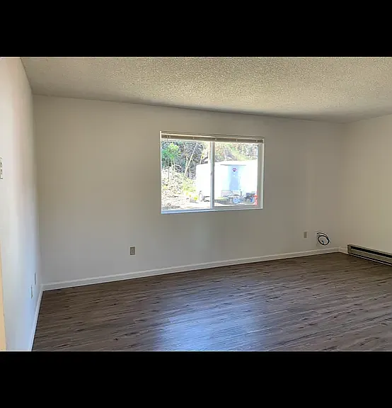802 Wheeler St #3 — Photo 4