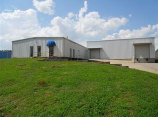 126 Gordon Commercial Dr, Lagrange, GA 30240