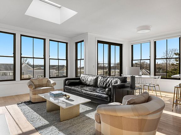 2nd image of 350 Bradford Street UNIT 11
