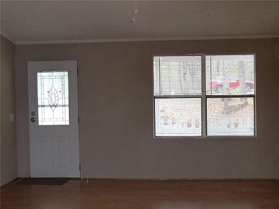 3rd image of 169 Royal Ct