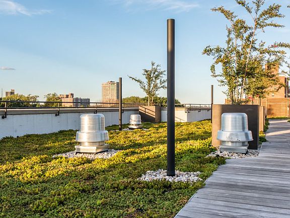 002_033_123_parkside_avenue_rooftop-10