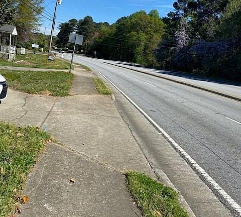 3rd image of 107 Scenic Hwy