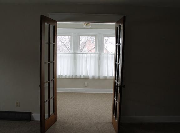 Living room to sun room