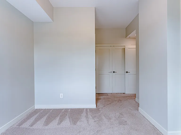 11189 Ellerslie Rd SW — Photo 8