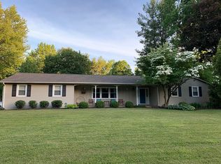 145 Woodview Dr, Doylestown, PA 18901