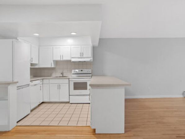 2 bedroom rental in Vancouver — photo 10
