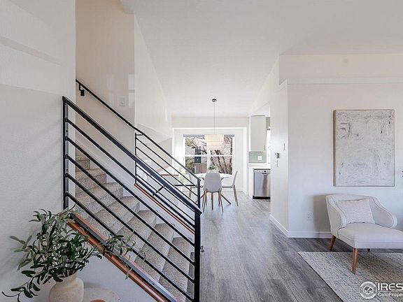 4th image of 128 S Warbler Ct