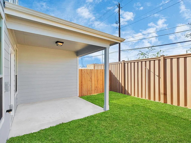 10320 Marston Vineyard St — Photo 36