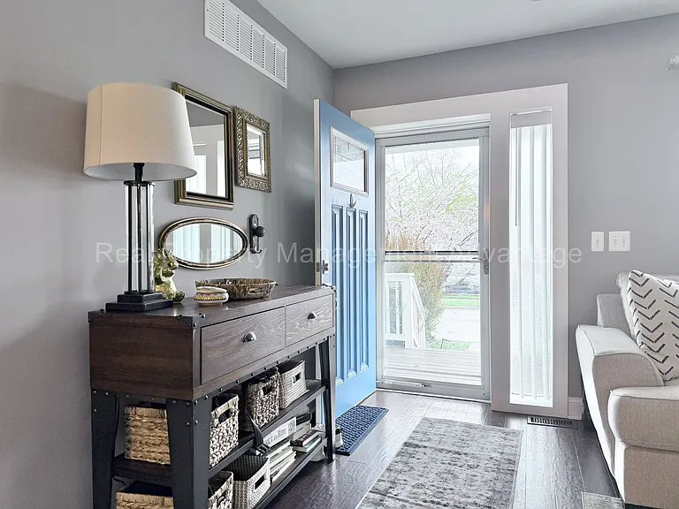 2705 Inman St — Photo 5