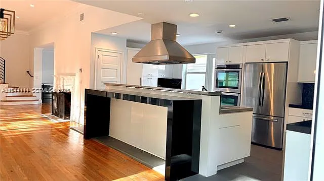 2301 S Miami Ave — Photo 19