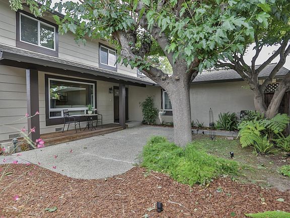 2nd image of 3757 Payne Ave