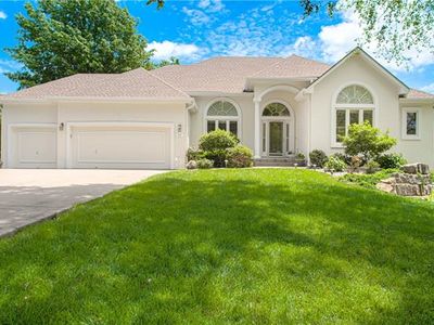 597 NW Riven Rock Trl, Lees Summit, MO, 64081