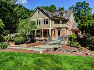 3025 Hunt Rd, Oakton, VA 22124
