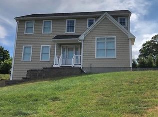 91 Colony Dr, East Longmeadow, MA 01028