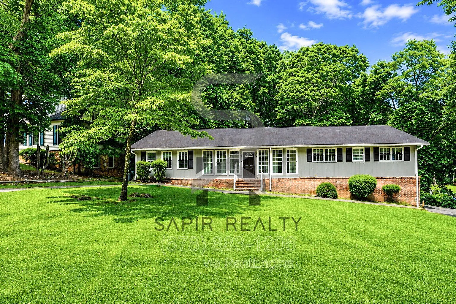 3 bed, 2.0 bath, 2088 sqft, $2,175 — Photo 1