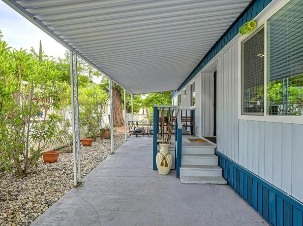 6041 Chad Dr, Newcastle, CA 95658