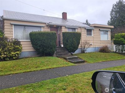 6702 52nd Avenue S, Seattle, WA, 98118