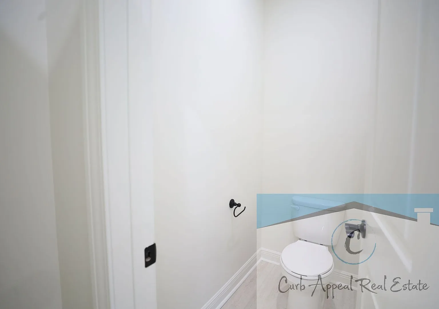 Luxury, recent construction 4 bed, 2 bath home - Brookland! Yard care included!! — Photo 4