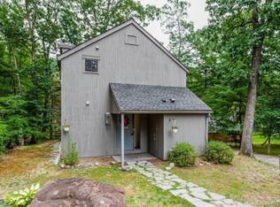 5 Edgewood Cir #5, Avon, CT 06001