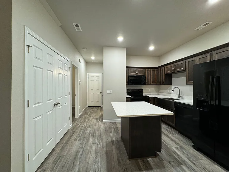 3402 French St — Photo 3