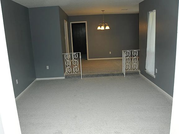 3rd image of 2774 Norwich Dr