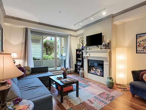5th image of 1620 McKenzie Ave #204