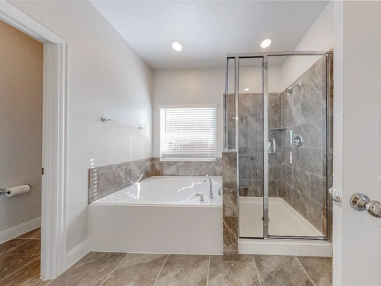 961 Waterview Dr — Photo 20