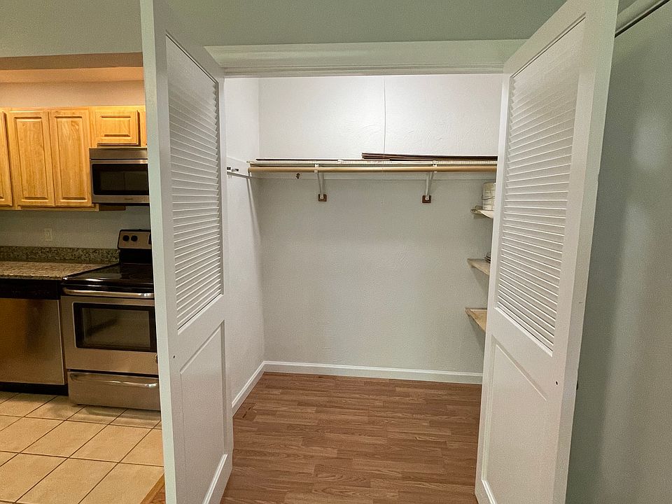 2nd image of 43 West St APT A4