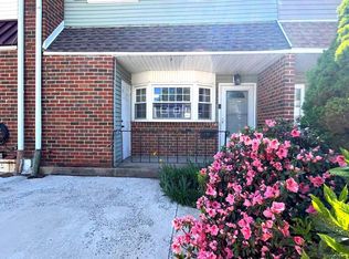 12205 Rambler Rd, Philadelphia, PA 19154