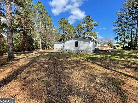 3rd image of 105 Senimor Ct