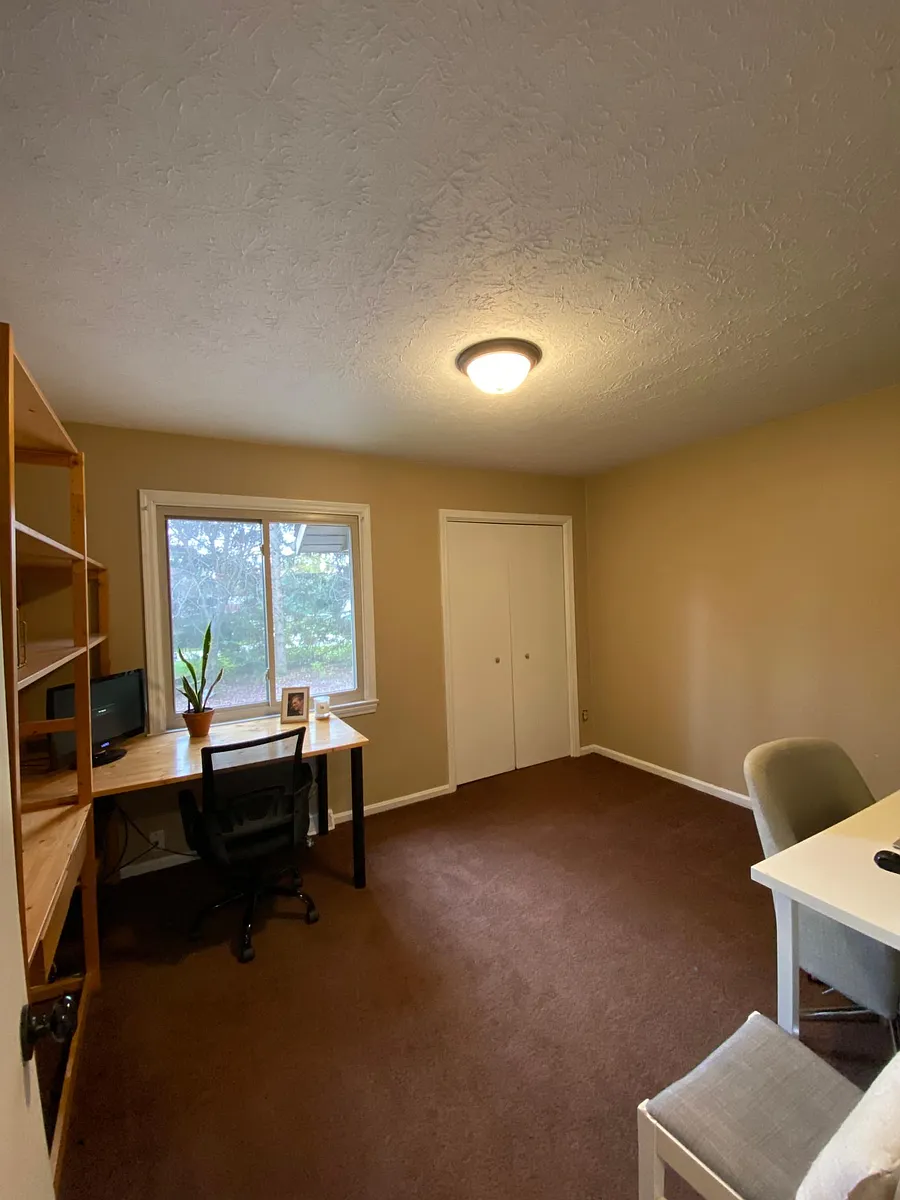 Building Photo - 2812 Graybill Rd #TRIPLEX