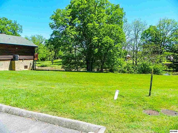 4th image of 2313 Riverport Way