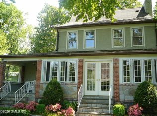 6 Clark St, Old Greenwich, CT 06870