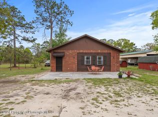 12354 Knuckey Rd, Weeki Wachee, FL 34614